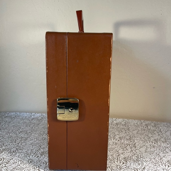 TRAV-L-BAR Vintage Luxury Entertaining travel bar. - Picture 6 of 12